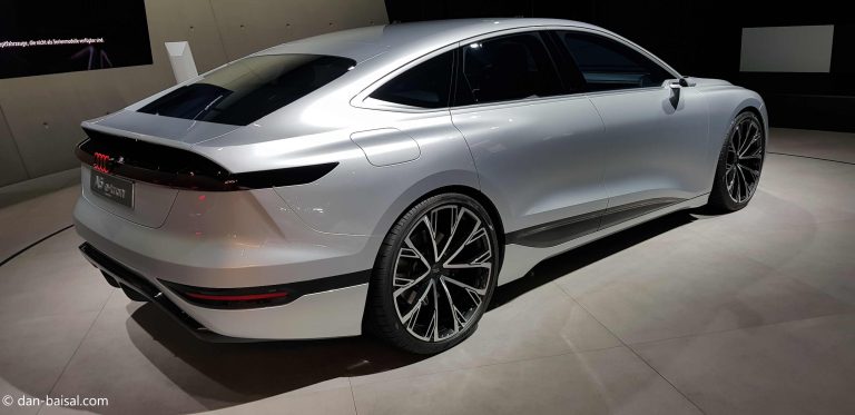 Audi-Pavilion-A6-Concept-Rear-Side