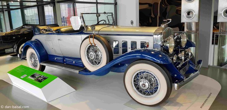 Cadillac-V16