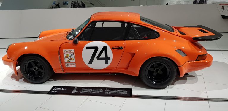 1974-Porsche-911-Carrera-RSR-3.0-Orange