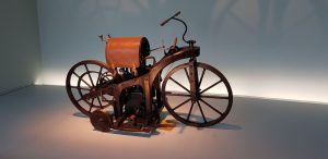 Daimler-Riding-Car